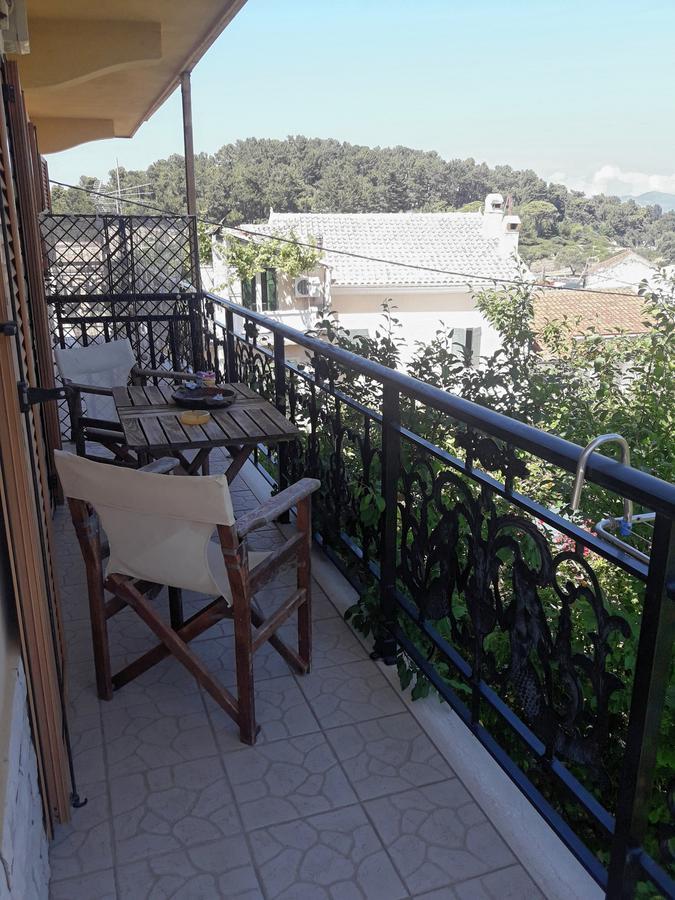 Seven Islands Apartment Гайос Екстериор снимка