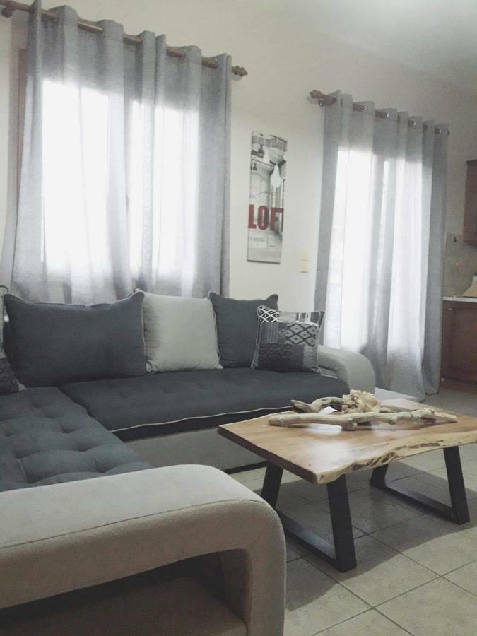 Seven Islands Apartment Гайос Екстериор снимка
