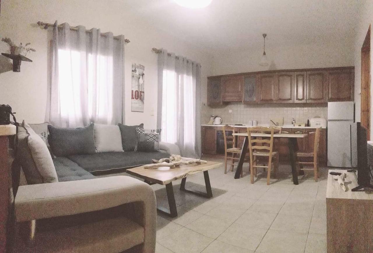 Seven Islands Apartment Гайос Екстериор снимка