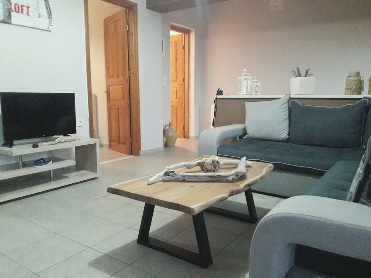 Seven Islands Apartment Гайос Екстериор снимка